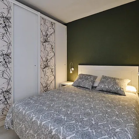 Penthouse Inlakesh 公寓